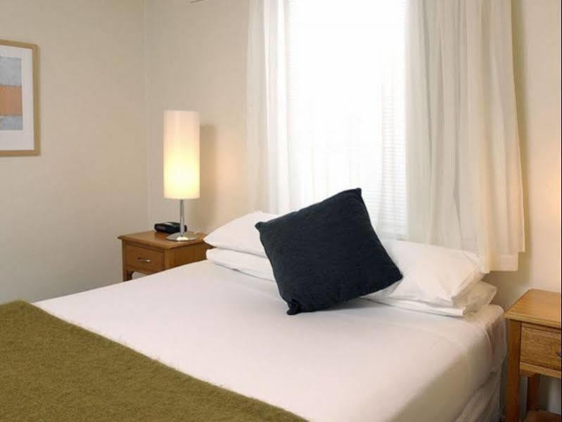 Soya On Davis Apartment Hotel Melbourne Esterno foto